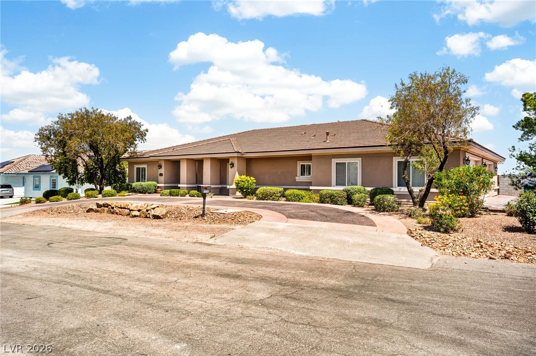 1640 Rocking Horse Drive Henderson, NV 89002 - Photo 4 of 88