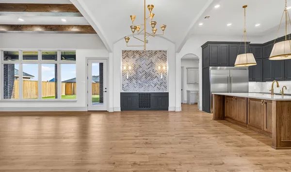 $894,999 | 4613 142nd Street, Lubbock, TX 79424