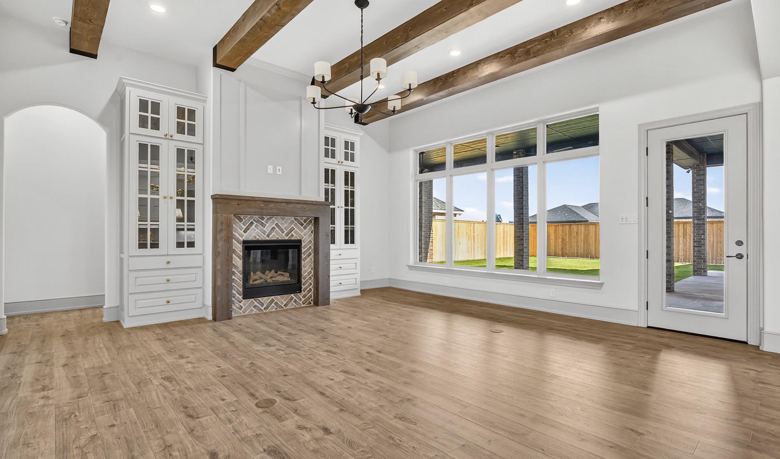 4613 142nd Street Lubbock, TX 79424 - Photo 5 of 41 Beams, built ins, Luxury finishes