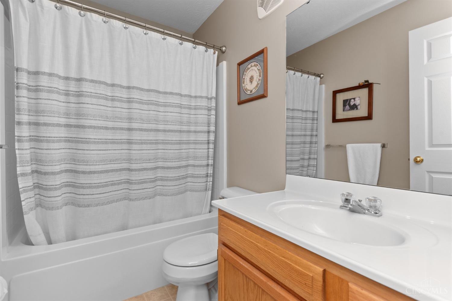 1558 Creekside Road Amelia, OH 45102 - Photo 21 of 34 Gallery Image 21