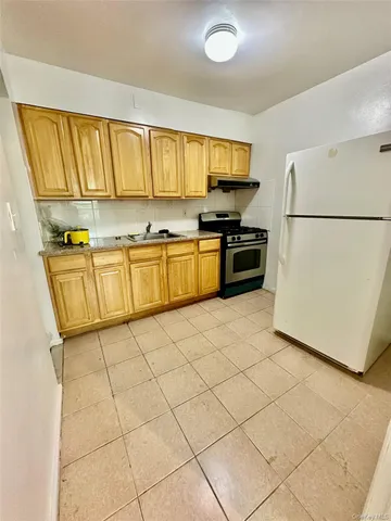 $1,590,000 | 41-22 149th Street | Murray Hill - Flushing