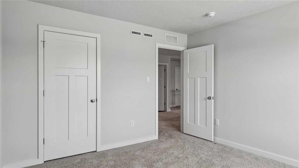 1099 Peachtree Road Carnegie, PA 15106 - Photo 16 of 25 a view of an empty room