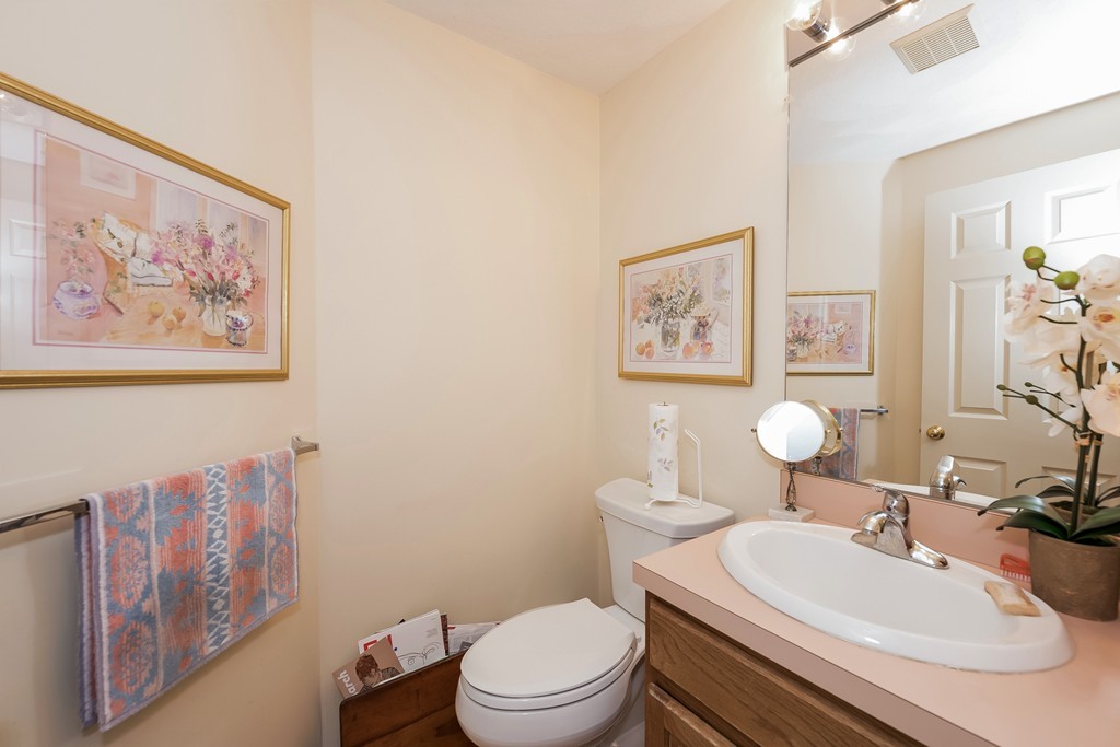 7 Deer Path, Unit 1 Maynard, MA 01754 - Photo 9 of 30 Gallery Image 9
