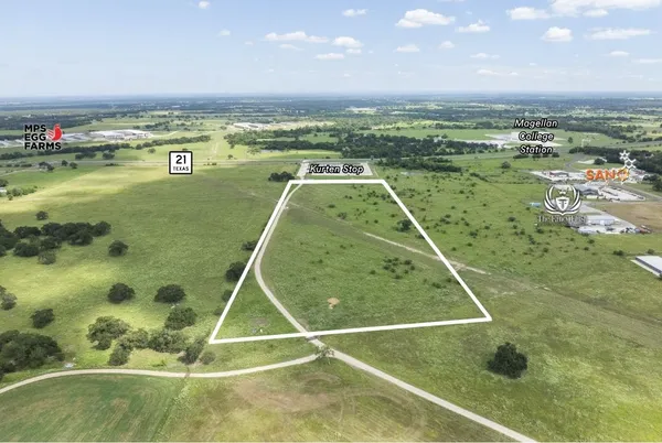 $900,000 | 13601 East State Highway 21, Bryan, TX 77808