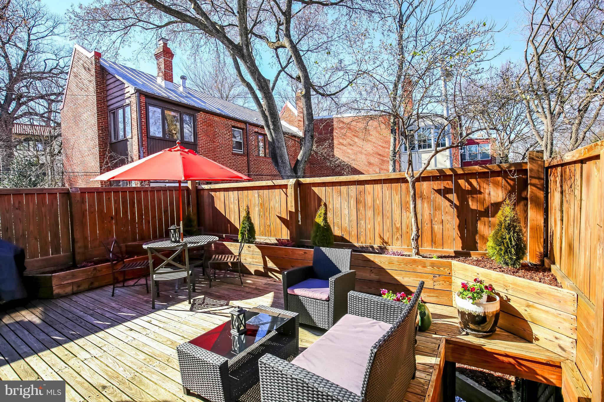 2017 Klingle Road Northwest Washington, DC 20010 - Photo 11 of 30 Exterior (Rear)