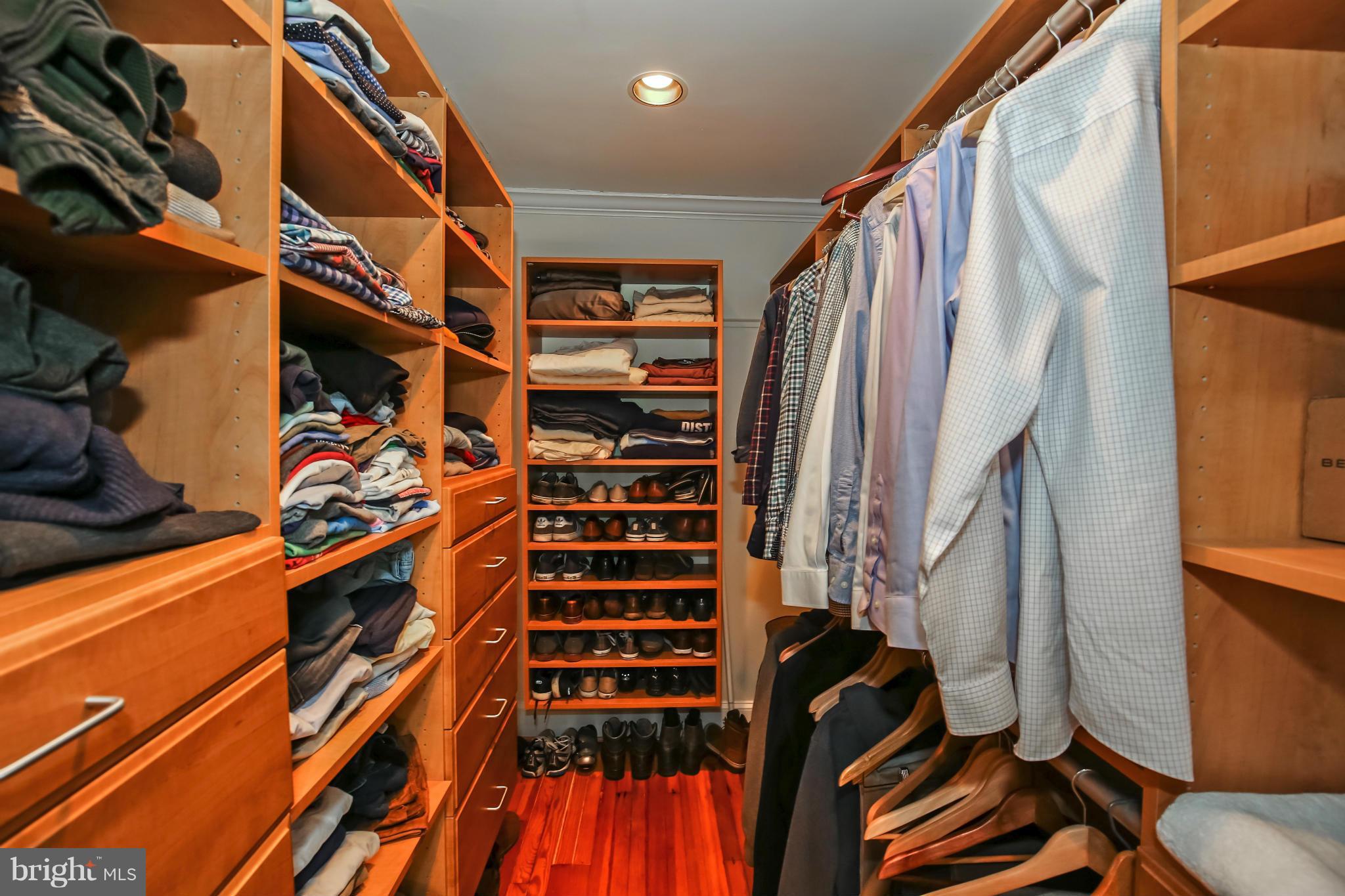 2017 Klingle Road Northwest Washington, DC 20010 - Photo 19 of 30 Bedroom (Master)