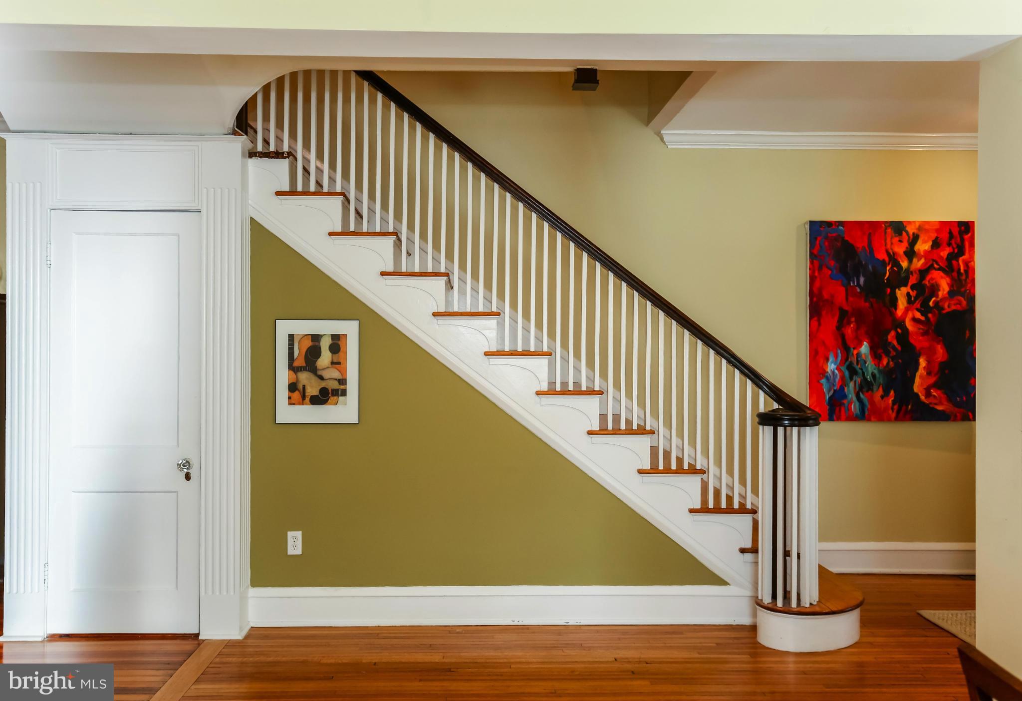 2017 Klingle Road Northwest Washington, DC 20010 - Photo 8 of 30 Interior (General)