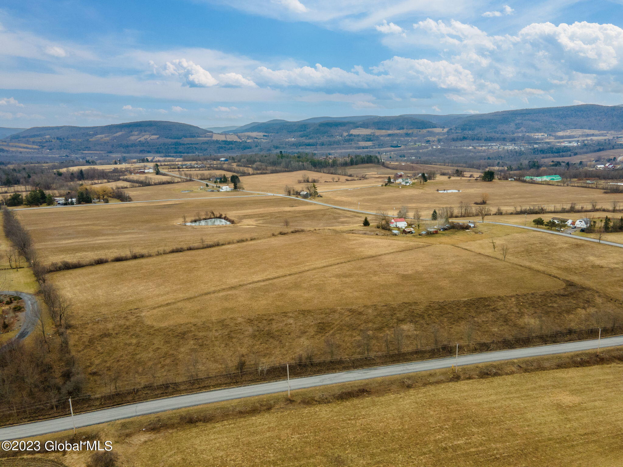440 Sagendorf Corners Road Howes Cave, NY 12092 - Photo 4 of 42 40-web-or-mls-440SagendorfCornersRd-40