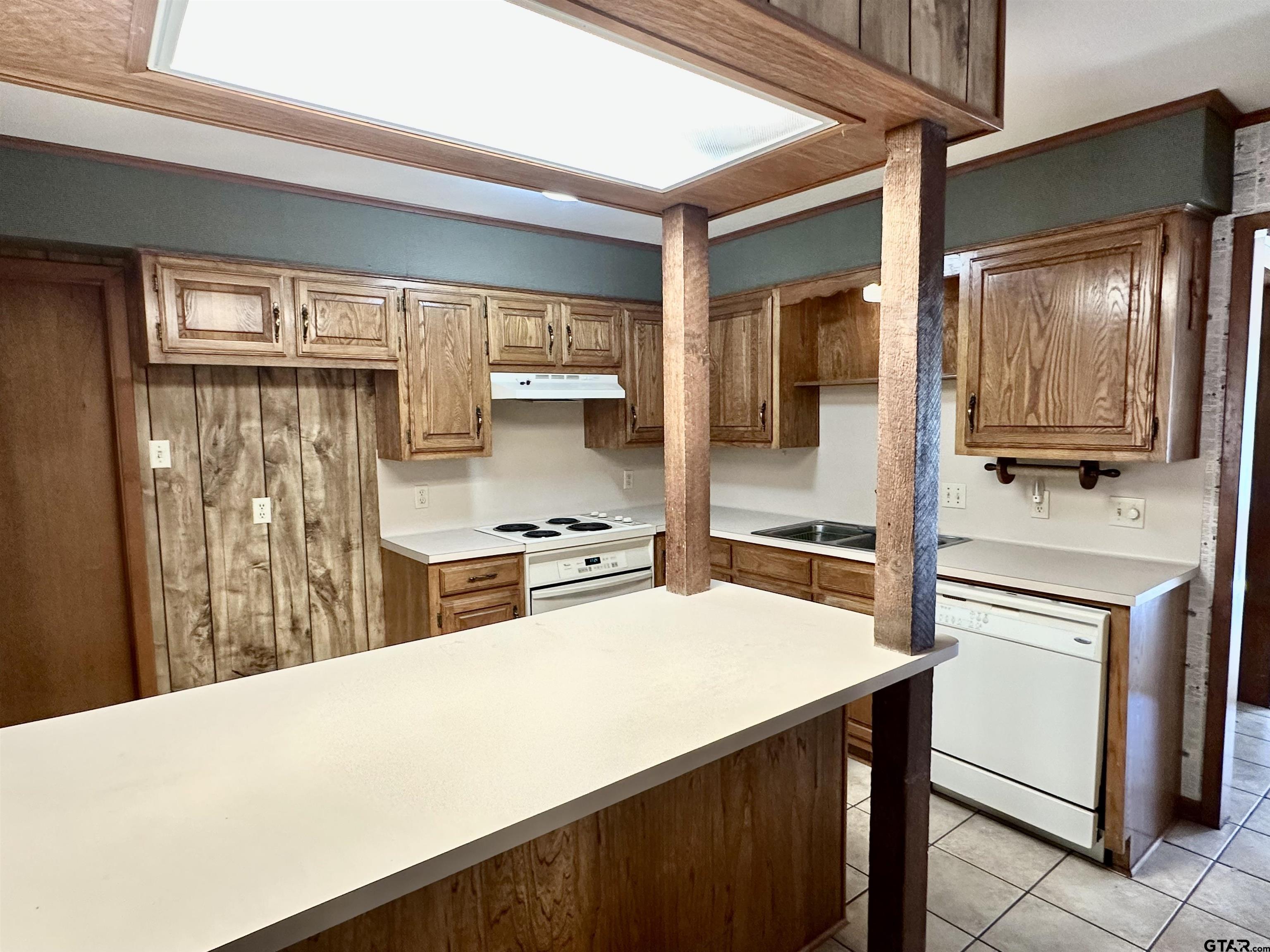 23317 Elbow Creek Road Gladewater, TX 75647 - Photo 14 of 33