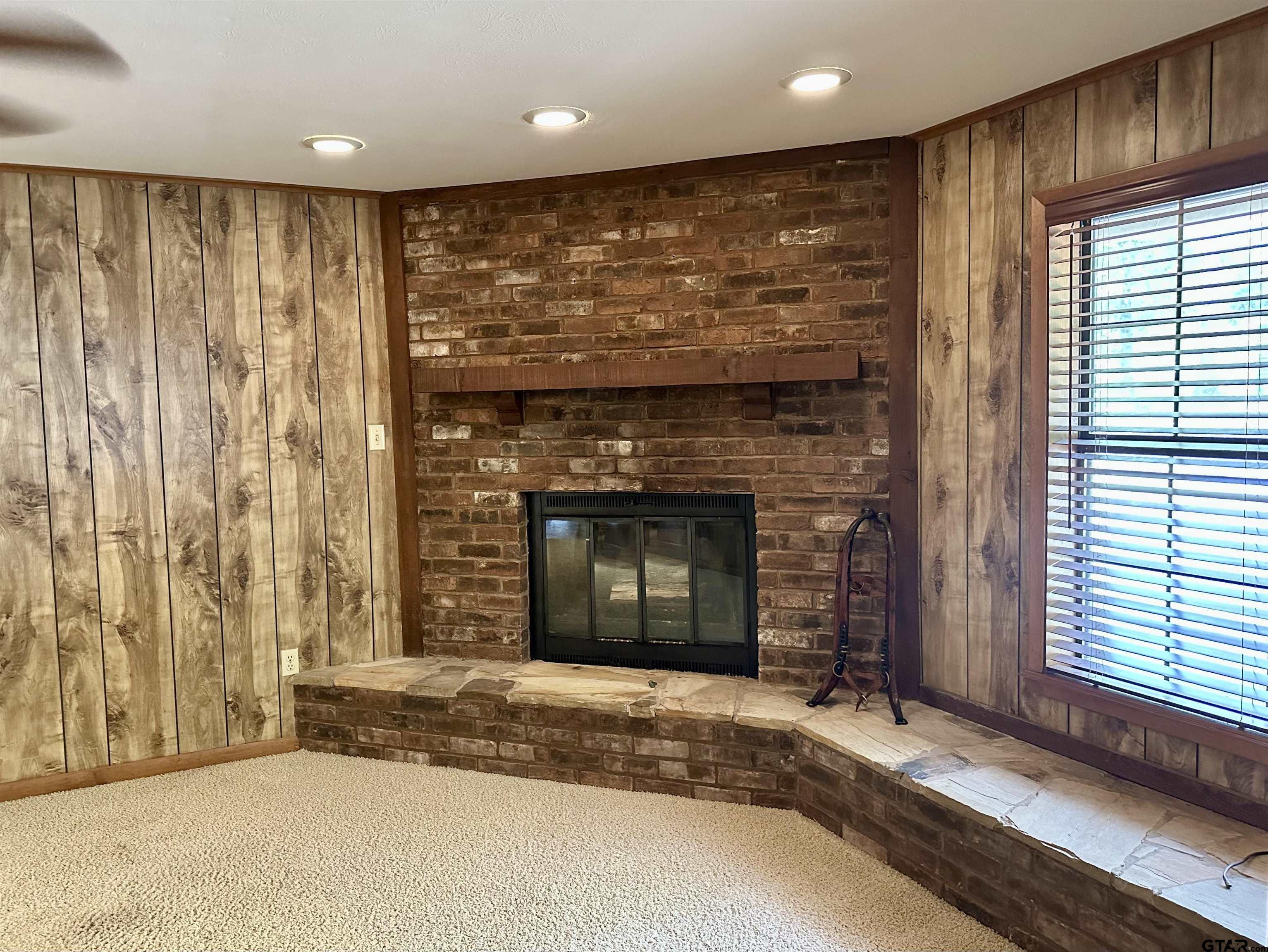 23317 Elbow Creek Road Gladewater, TX 75647 - Photo 9 of 33