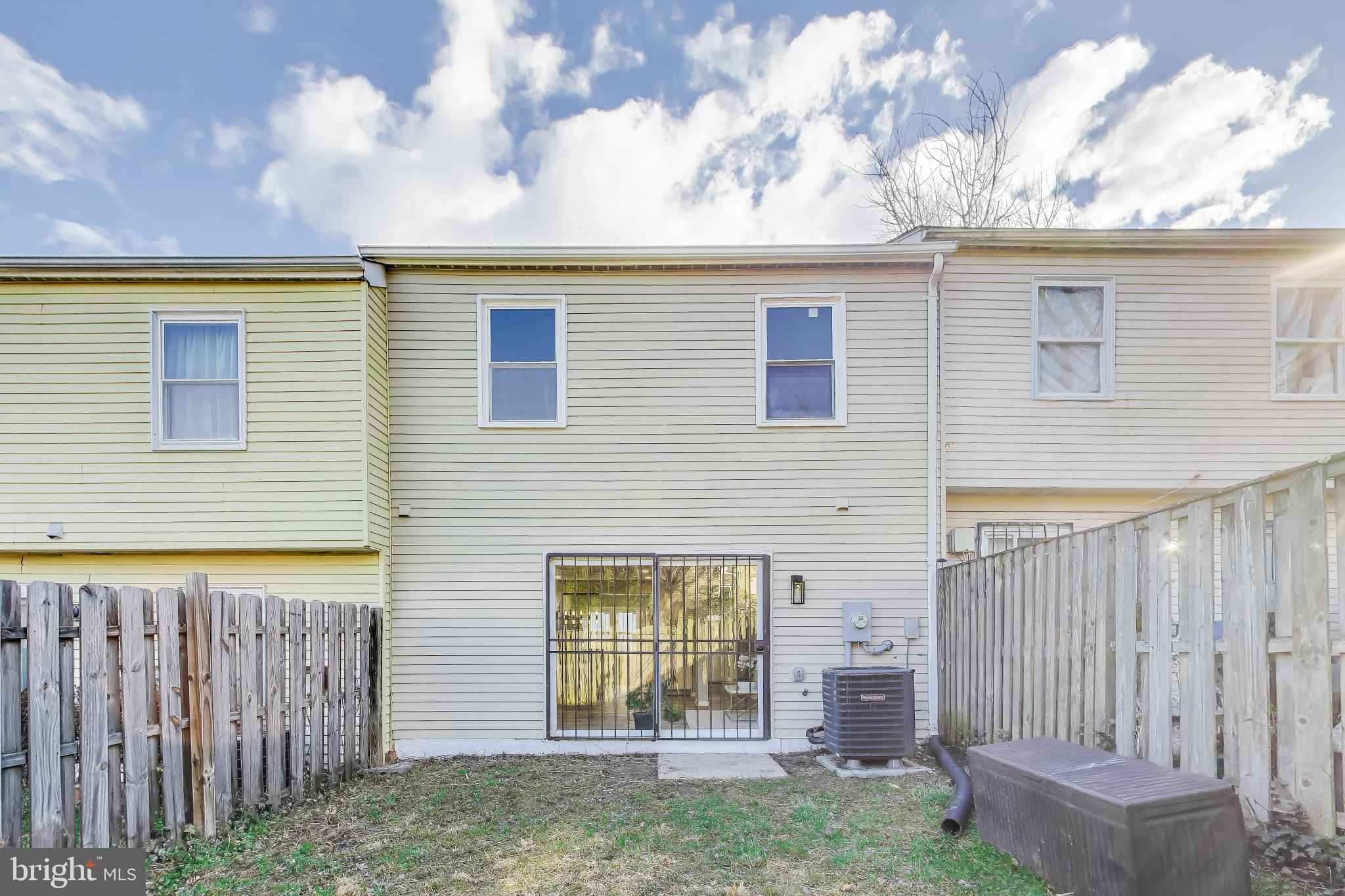 2267 Anvil Lane Temple Hills, MD 20748 - Photo 26 of 32 Exterior Rear