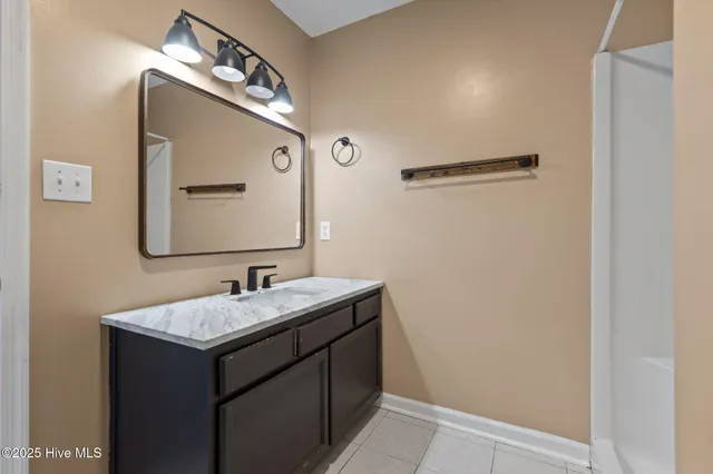 $252,000 | 506 Sumrell Way, Hubert, NC 28539