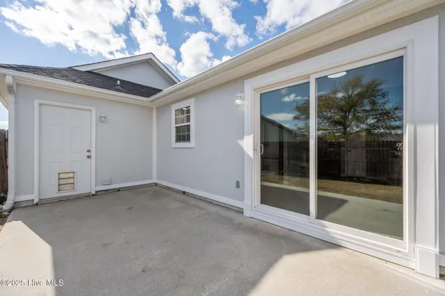 $252,000 | 506 Sumrell Way, Hubert, NC 28539