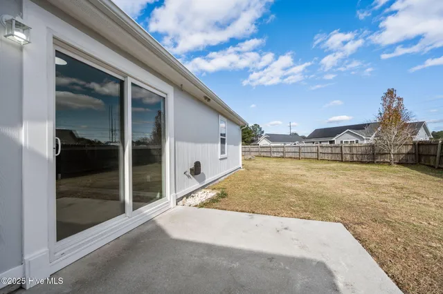 $252,000 | 506 Sumrell Way, Hubert, NC 28539