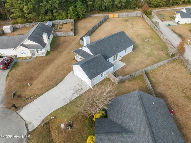 $252,000 | 506 Sumrell Way, Hubert, NC 28539