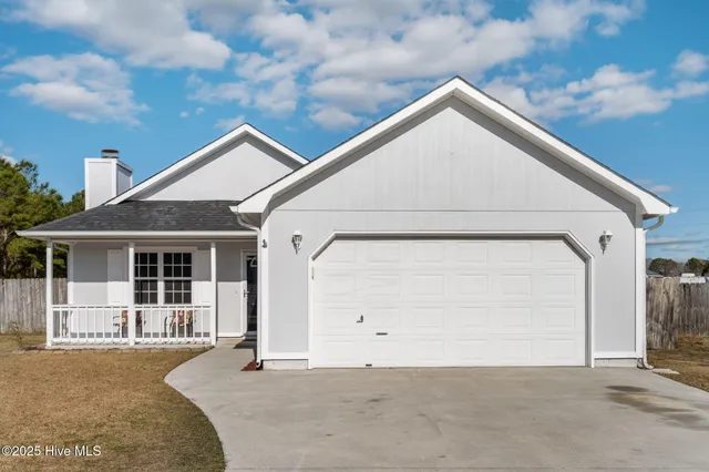 $252,000 | 506 Sumrell Way, Hubert, NC 28539