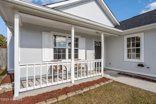 $252,000 | 506 Sumrell Way, Hubert, NC 28539