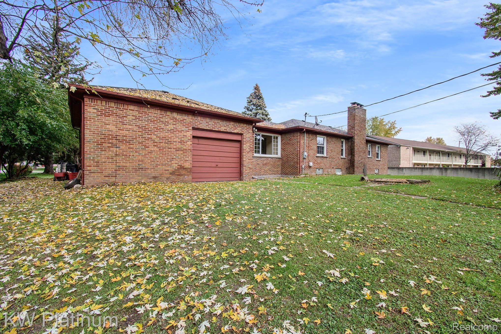 25670 South River Road Harrison Township, MI 48045 - Photo 33 of 35 211105 12.00pm Jurmo 25670 S River_59-2