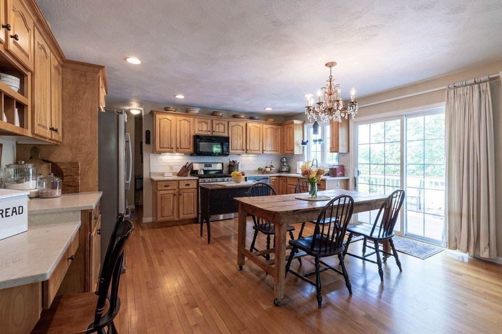 16 Atherton Road Hudson, MA 01749 - Photo 12 of 42 Gallery Image 12