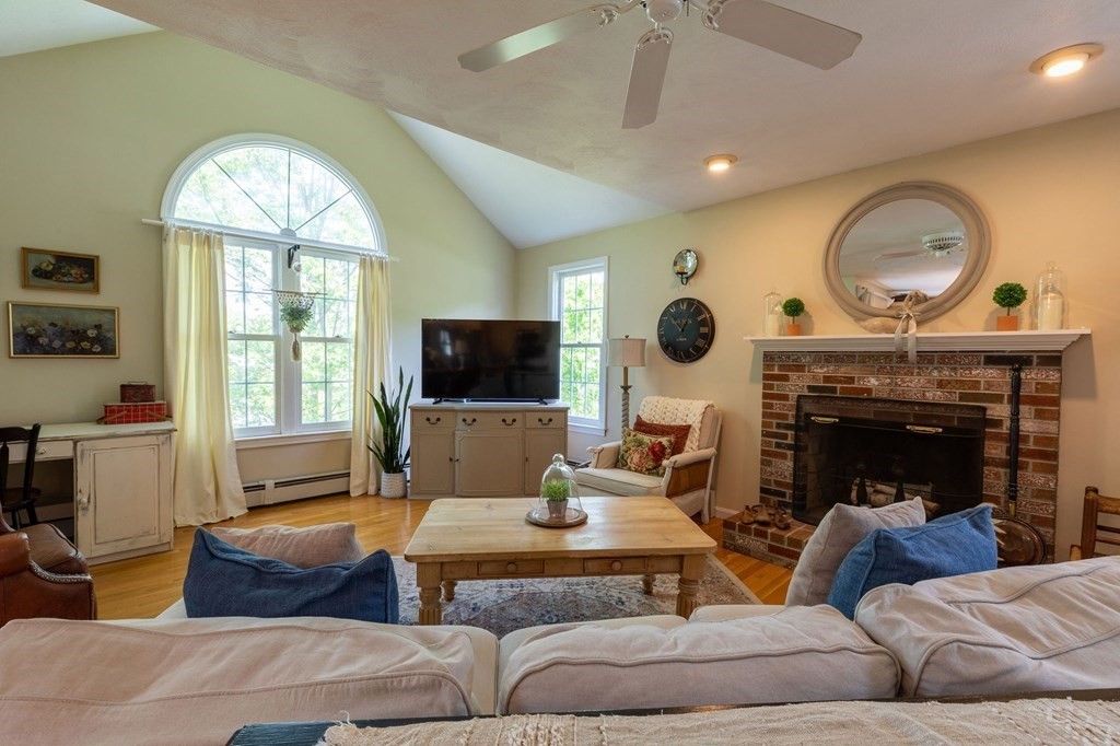 16 Atherton Road Hudson, MA 01749 - Photo 18 of 42 Gallery Image 18