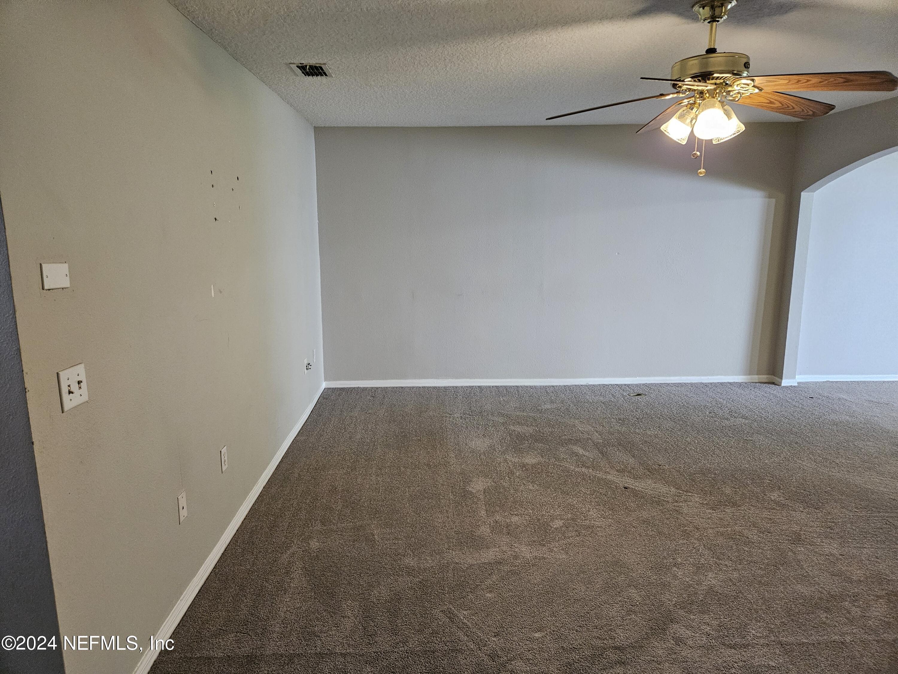 711 Talking Tree Drive Jacksonville, FL 32205 - Photo 13 of 61 20240405_174149