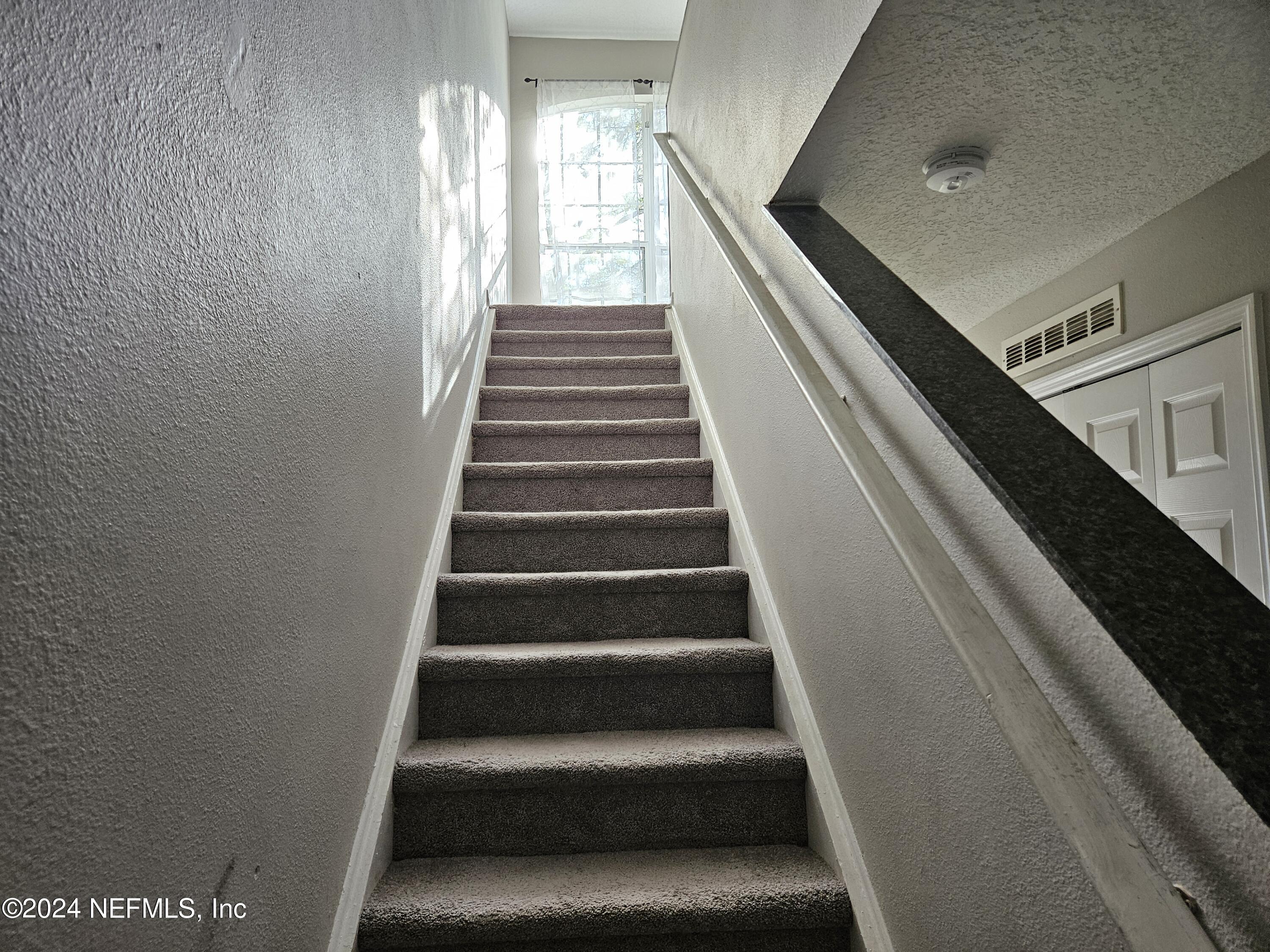 711 Talking Tree Drive Jacksonville, FL 32205 - Photo 25 of 61 a view of entryway