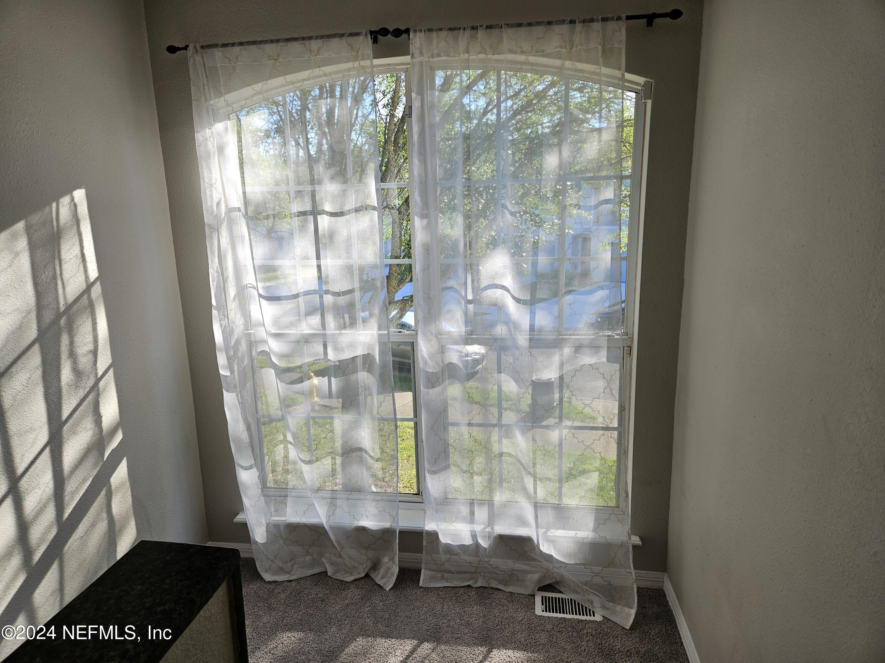 711 Talking Tree Drive Jacksonville, FL 32205 - Photo 29 of 61 a window with outside view