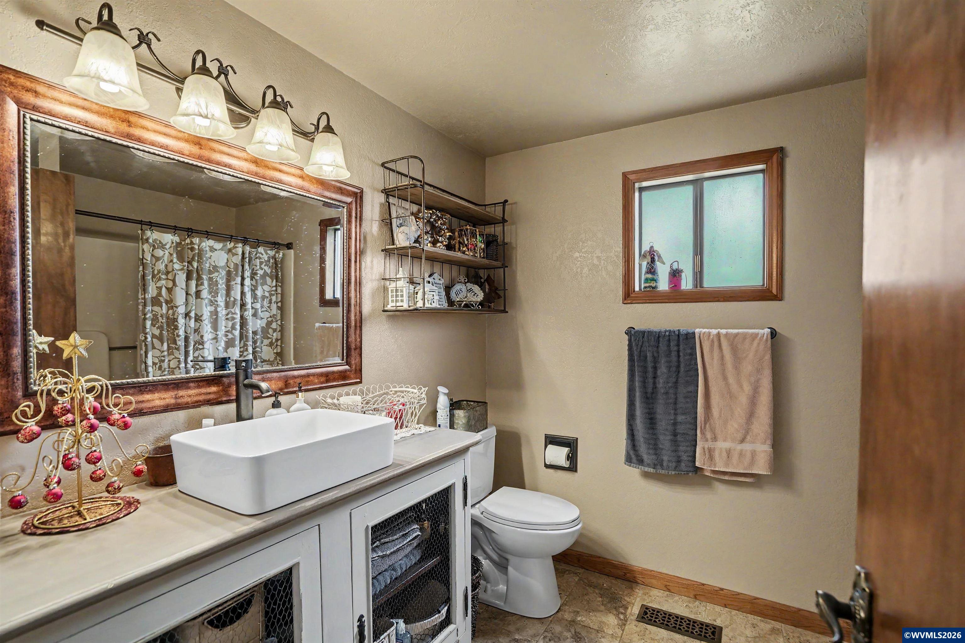 15991 Oakdale Road Dallas, OR 97338 - Photo 26 of 50