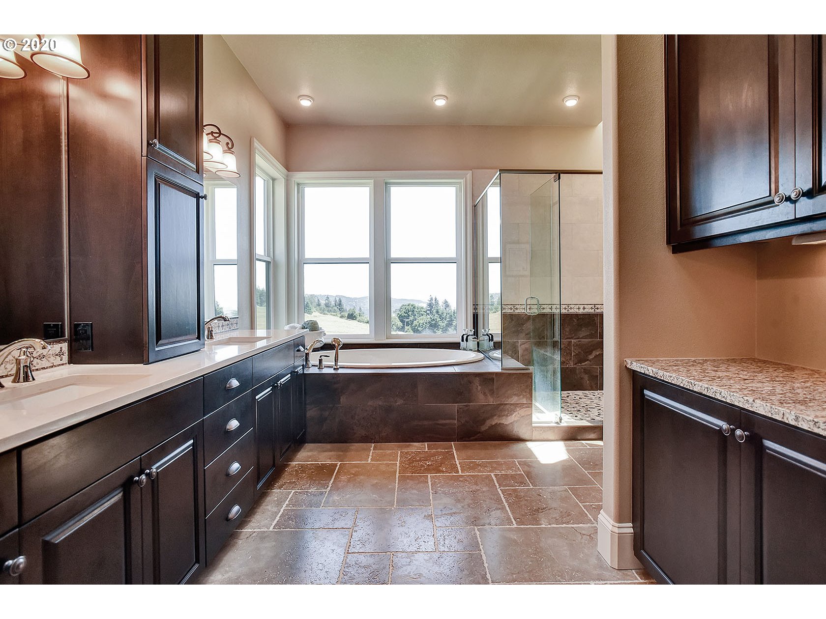 27805 Northeast Mountain Top Road Newberg, OR 97132 - Photo 16 of 32 Gallery Image 16