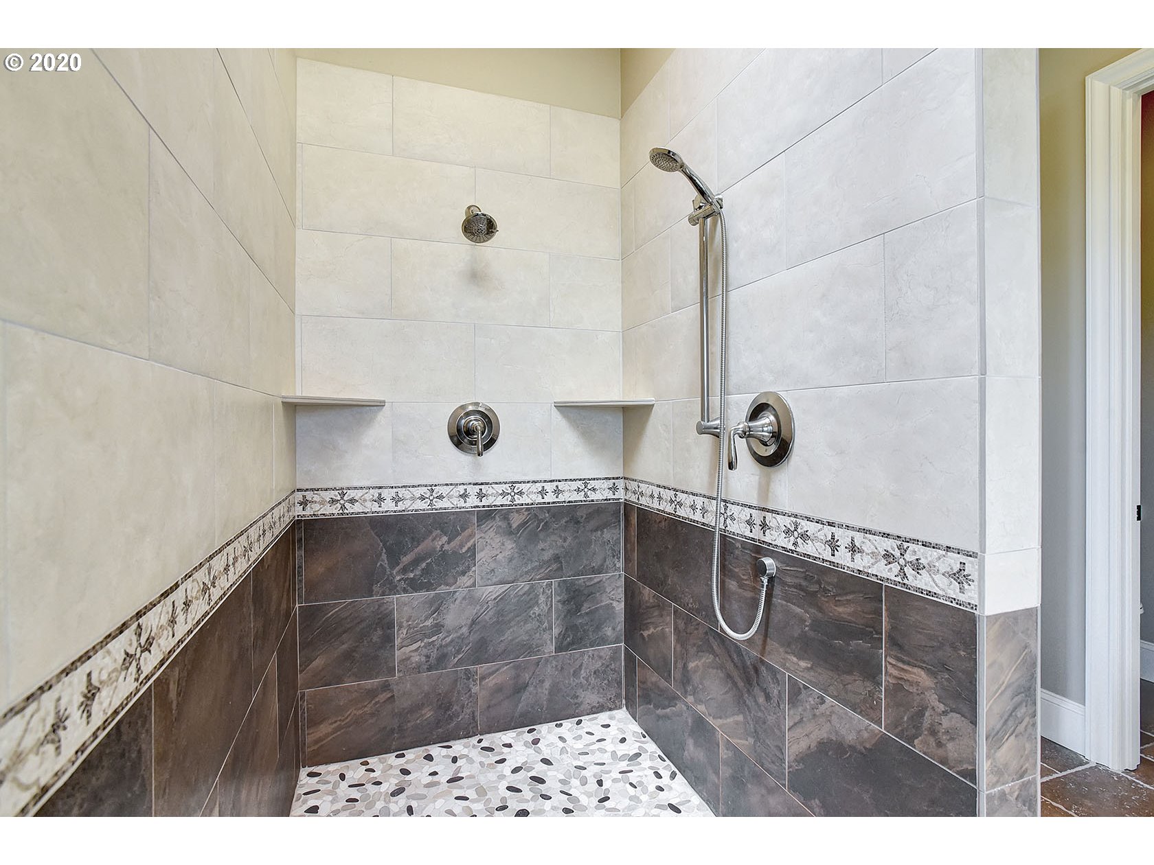 27805 Northeast Mountain Top Road Newberg, OR 97132 - Photo 17 of 32 Gallery Image 17