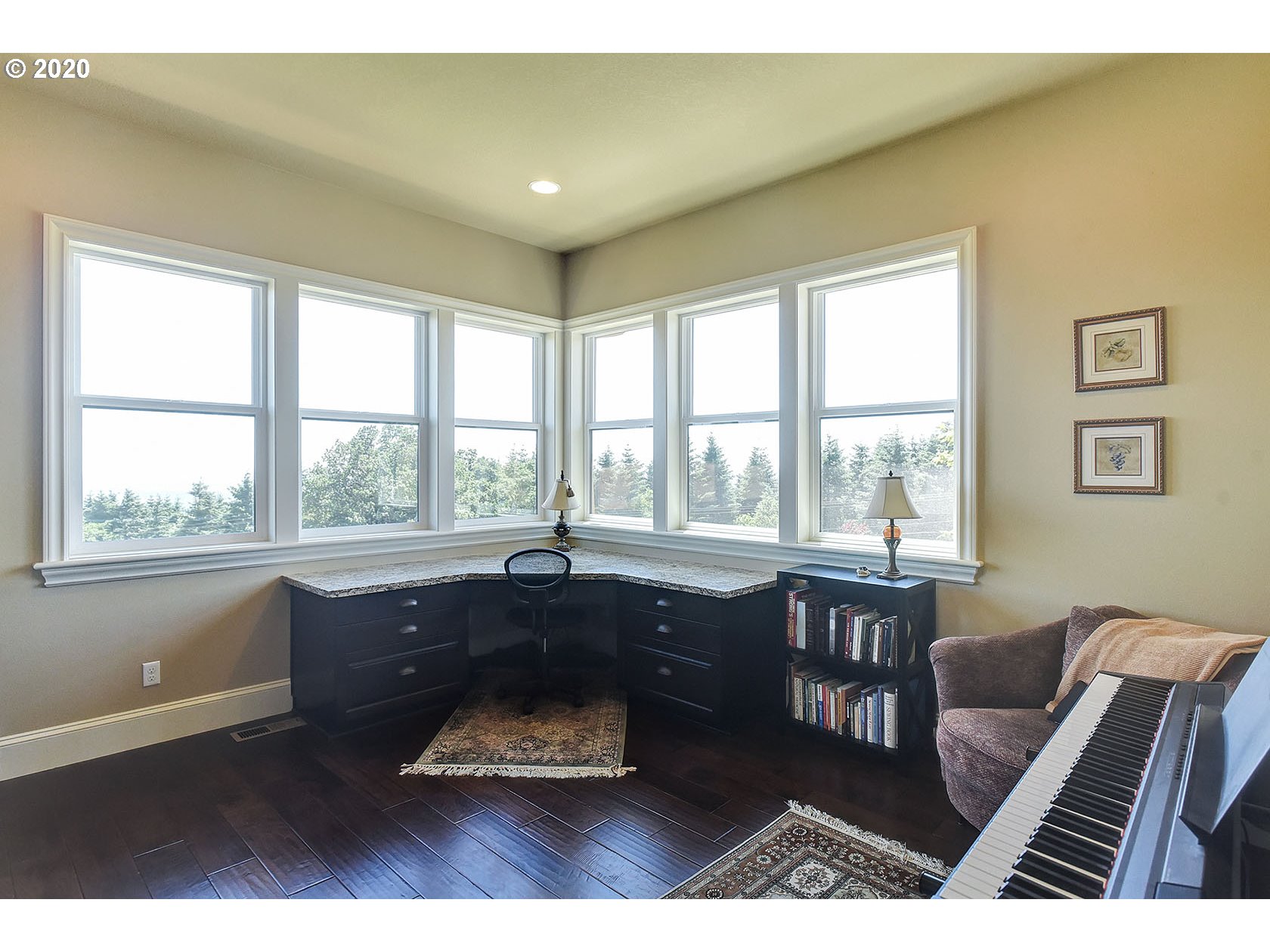 27805 Northeast Mountain Top Road Newberg, OR 97132 - Photo 23 of 32 Gallery Image 23