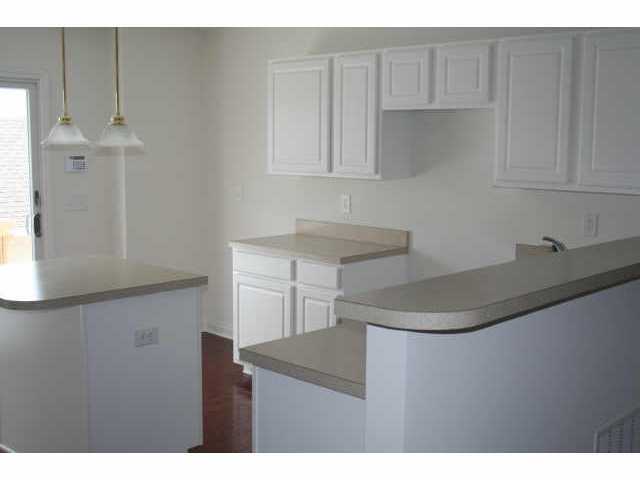265 Autumn Ridge Circle, Unit 1705 Pickerington, OH 43147 - Photo 3 of 4
