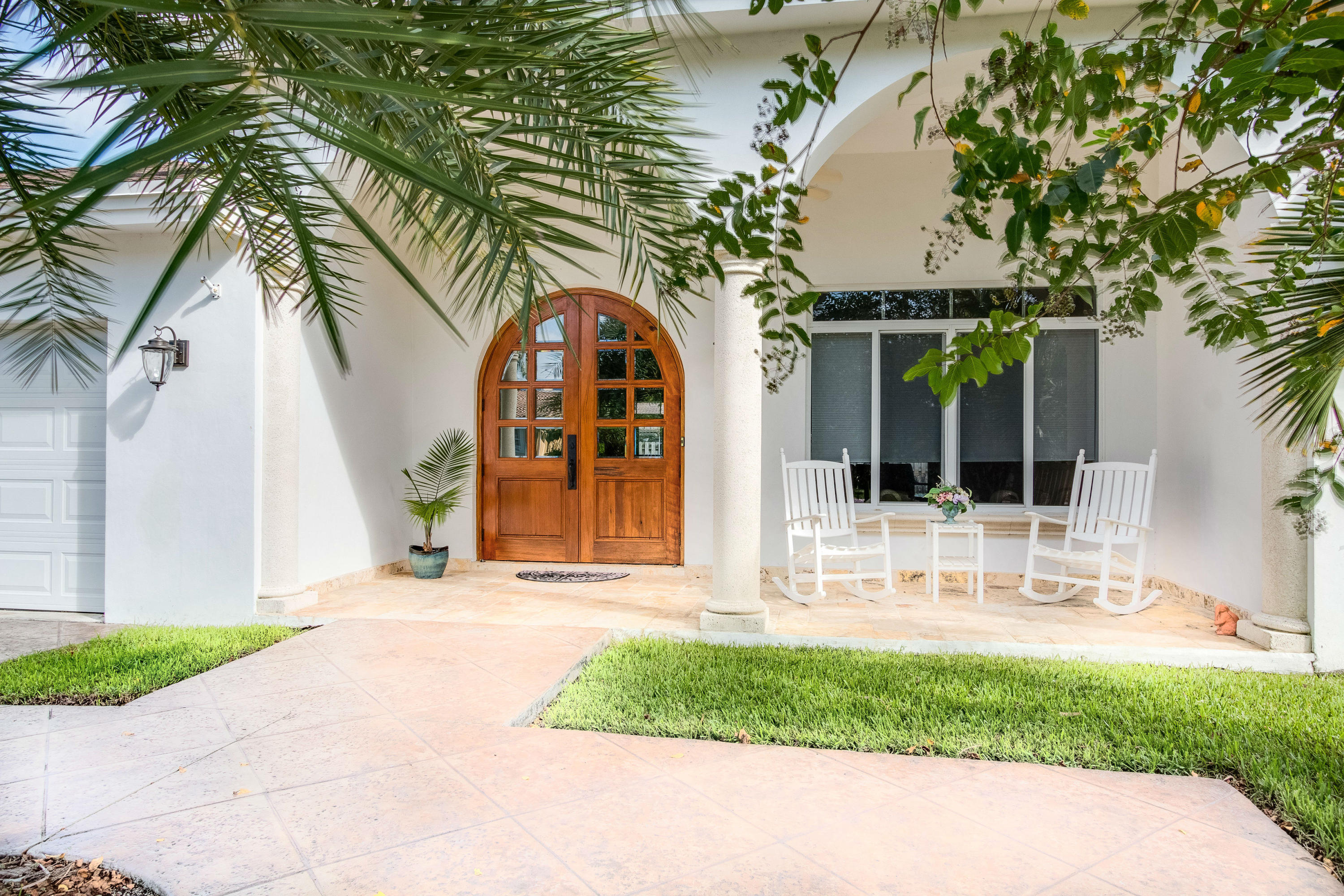 275 Northeast 5th Street Boca Raton, FL 33432 - Photo 1 of 43 front