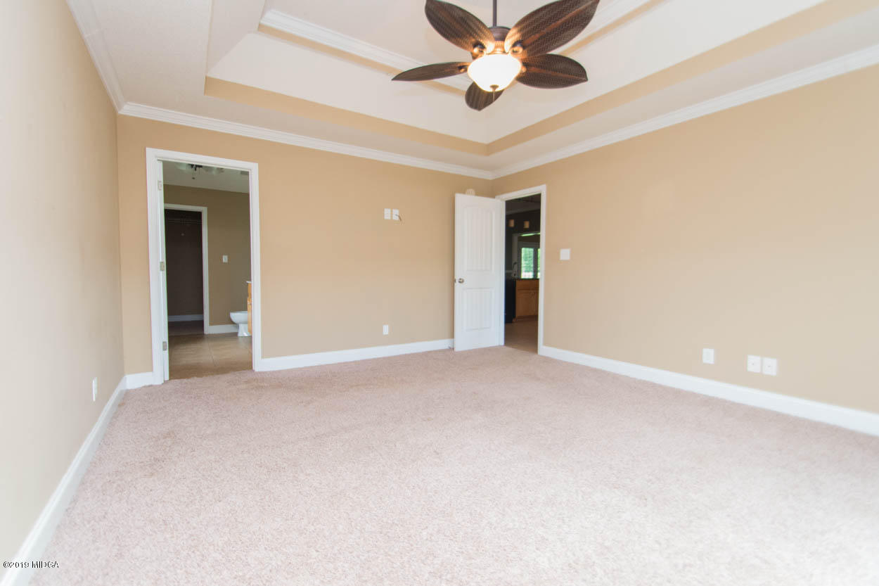 2725 Moseley Road Byron, GA 31008 - Photo 13 of 34 a view of an empty room with a window