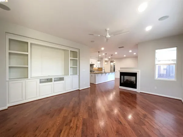 $745,000 | 1124 Lake Park Drive, Oakley, CA 94561