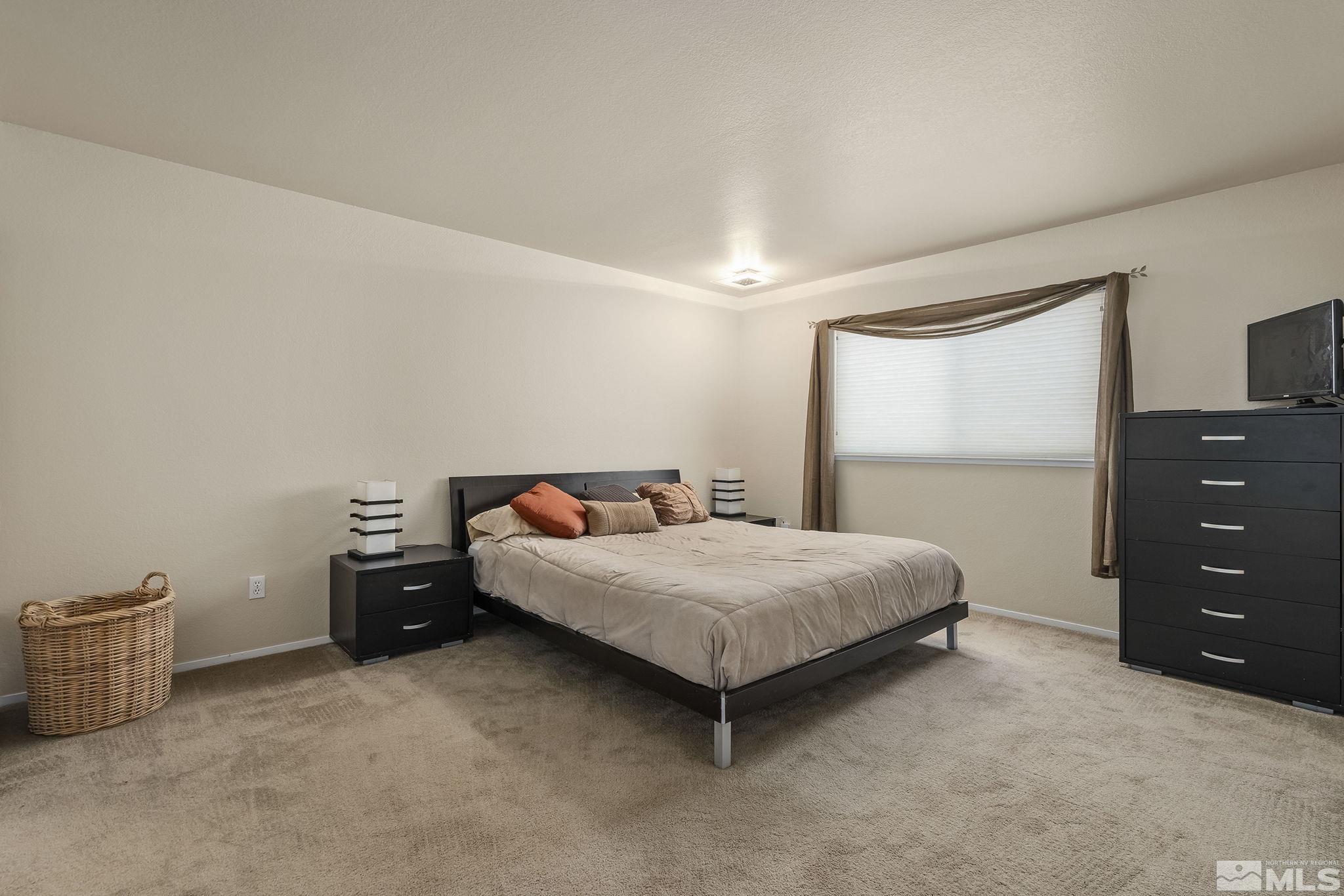 15992 Thompson Lane Reno, NV 89511 - Photo 11 of 27 Photo 11