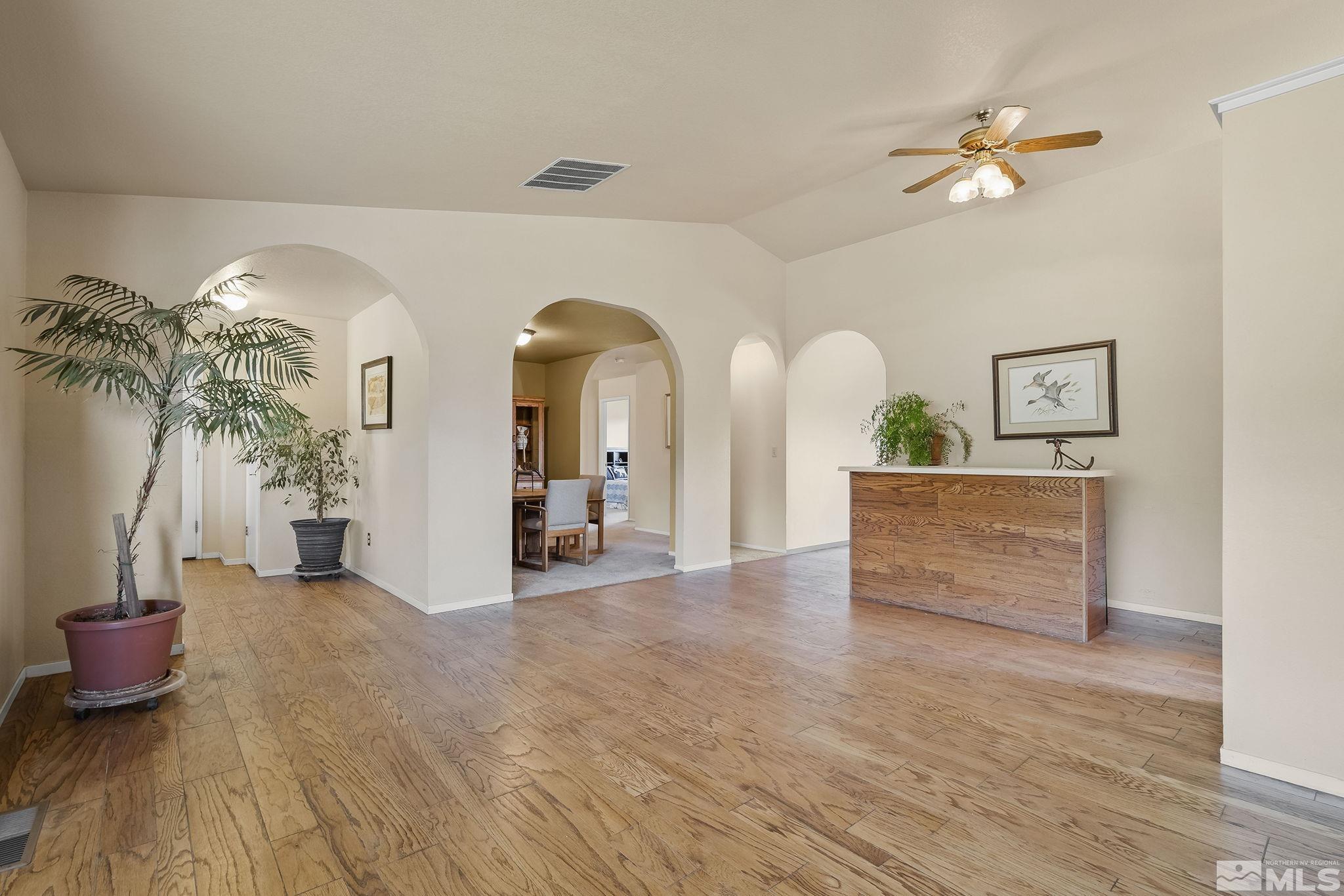 15992 Thompson Lane Reno, NV 89511 - Photo 9 of 27 Photo 9
