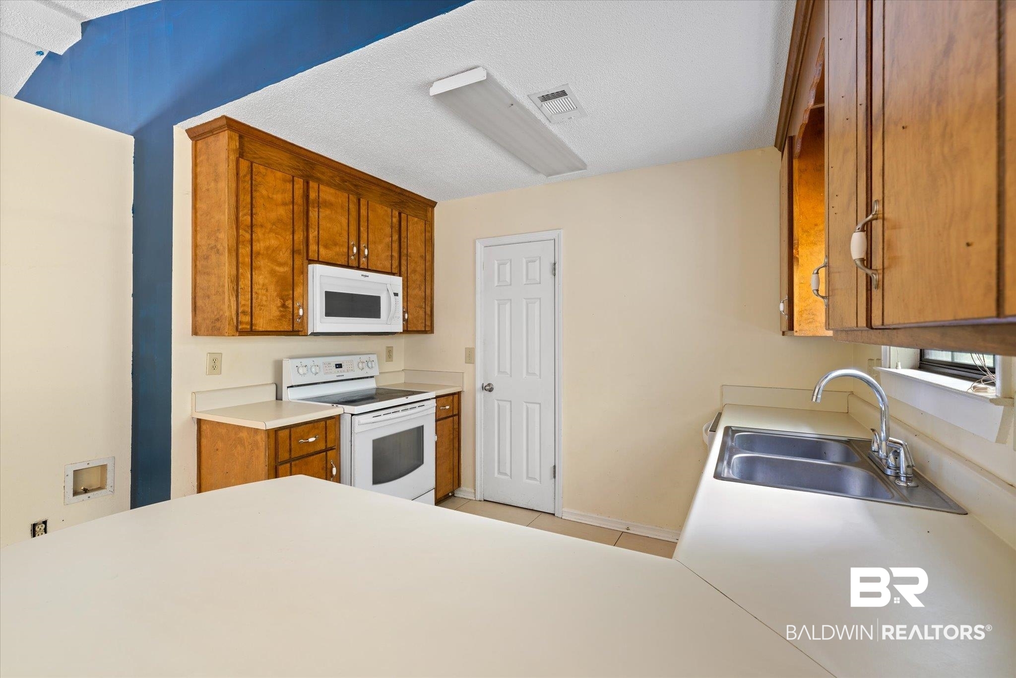 145 Estate Lane Atmore, AL 36502 - Photo 7 of 21