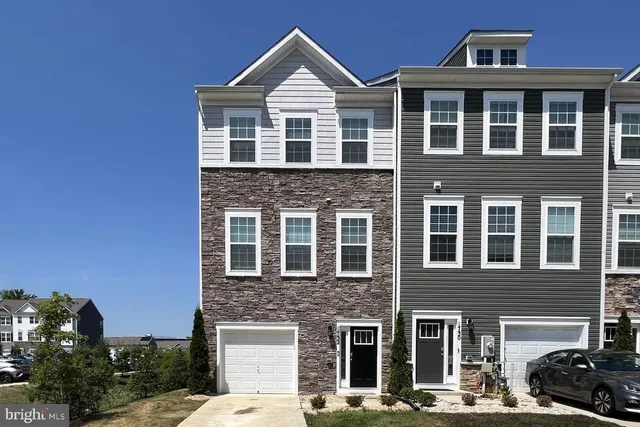 $2,950 | 1732 Red Fox Trail, Odenton, MD 21113