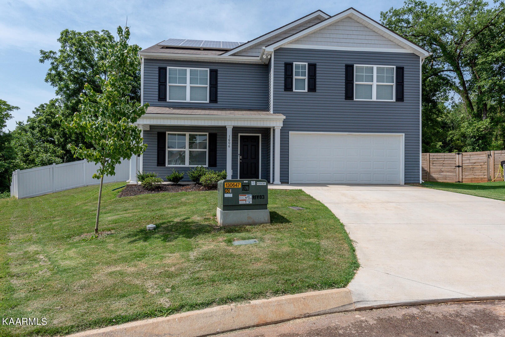 1606 River Poppy Road Mascot, TN 37806 - Photo 2 of 58 Gallery Image 2