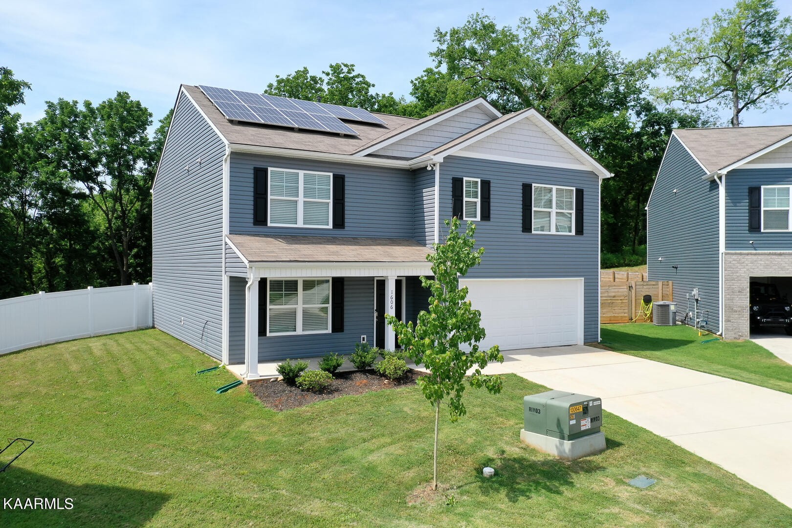 1606 River Poppy Road Mascot, TN 37806 - Photo 4 of 58 Gallery Image 4