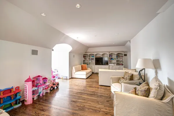 $18,000 | 3440 Locke Lane, Houston, TX 77027