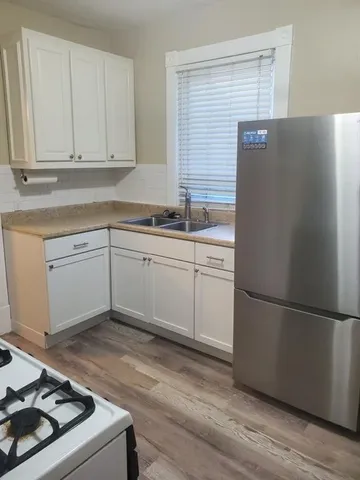 $360,000 | 920 West 42nd Street, Kansas City, MO 64111