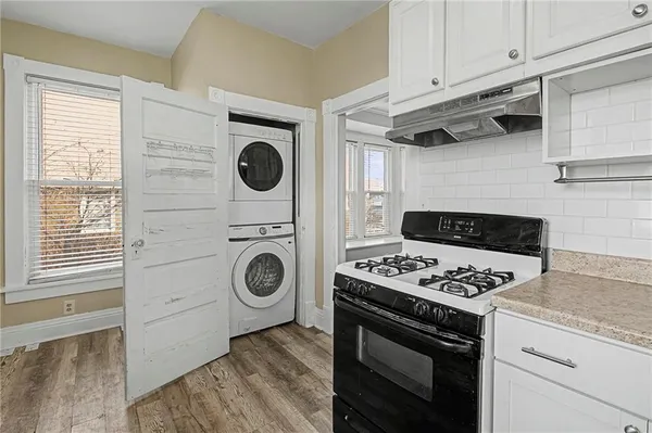 $290,000 | 920 West 42nd Street, Kansas City, MO 64111
