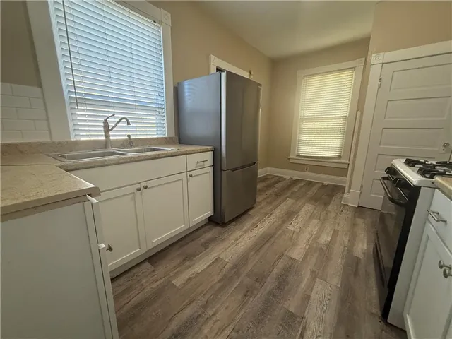 $360,000 | 920 West 42nd Street, Kansas City, MO 64111