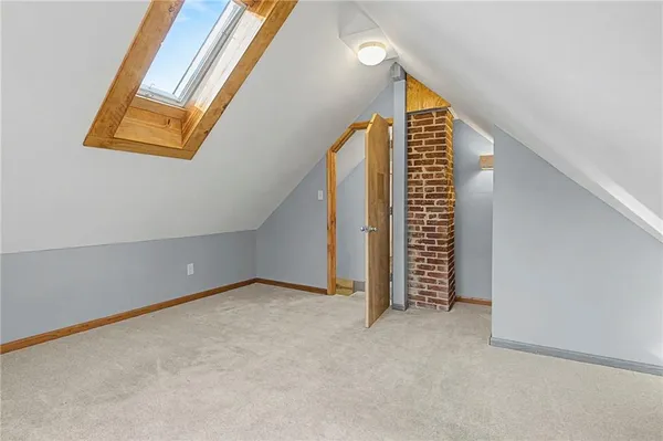 $290,000 | 920 West 42nd Street, Kansas City, MO 64111