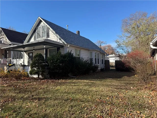 $360,000 | 920 West 42nd Street, Kansas City, MO 64111