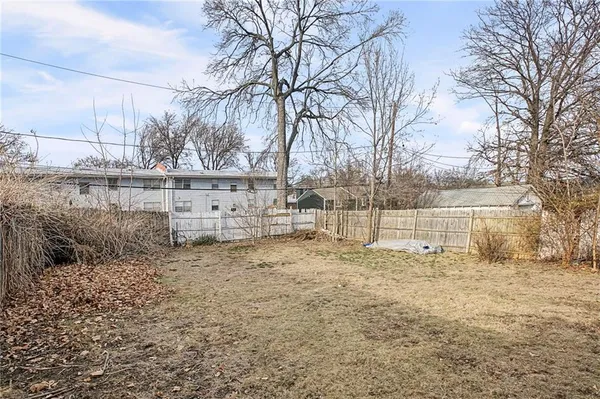 $290,000 | 920 West 42nd Street, Kansas City, MO 64111