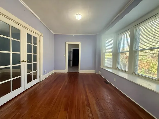 $360,000 | 920 West 42nd Street, Kansas City, MO 64111