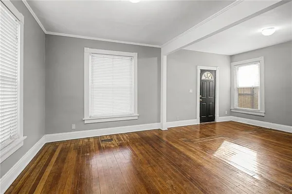 $290,000 | 920 West 42nd Street, Kansas City, MO 64111
